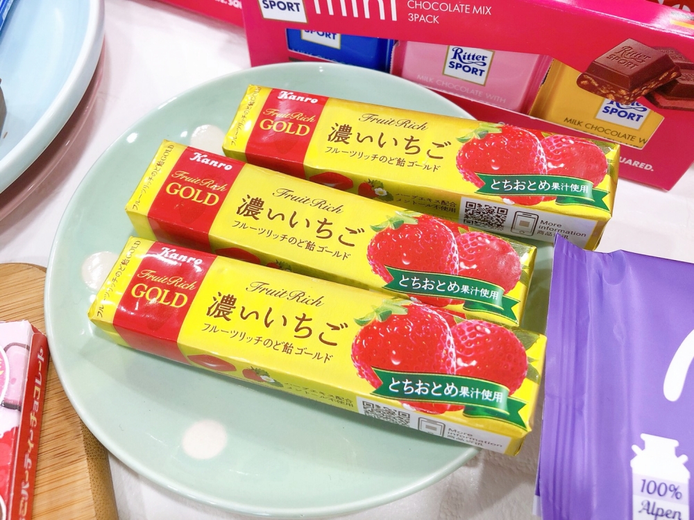 日本甘樂GOLD濃草莓口味喉糖