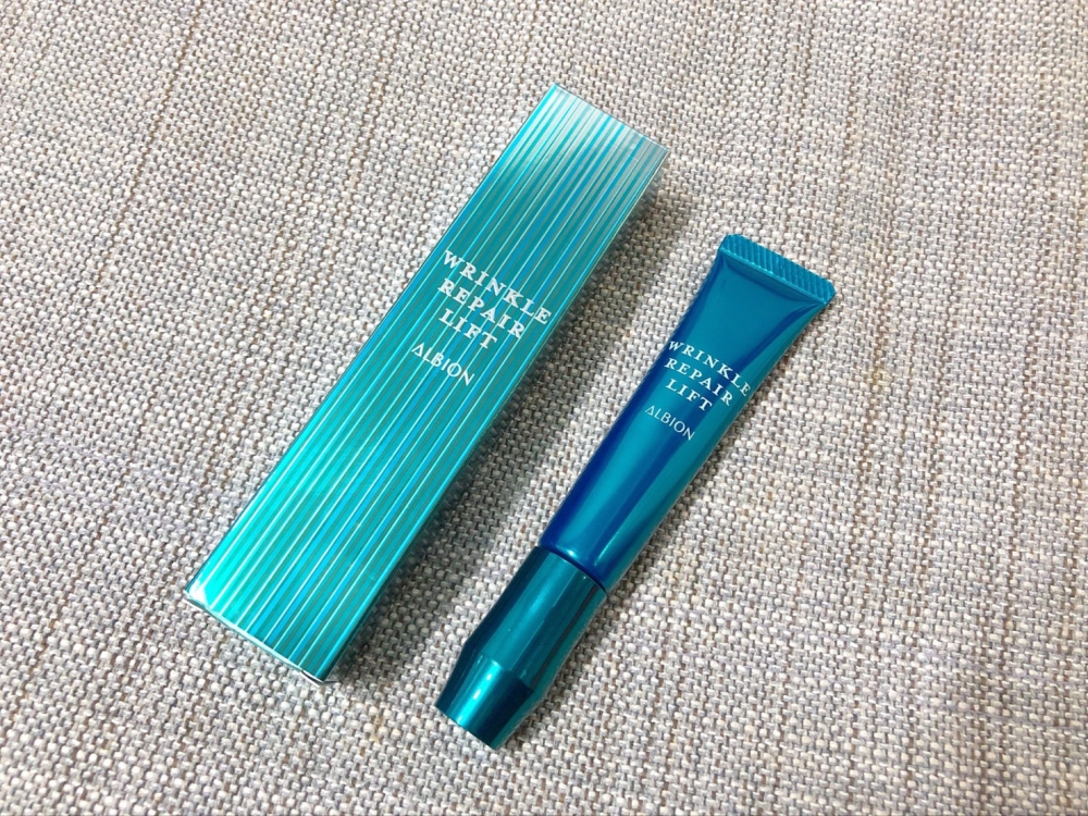 ALBION 緊緻抗皺紋路擦擦筆 15g / NT$2,650