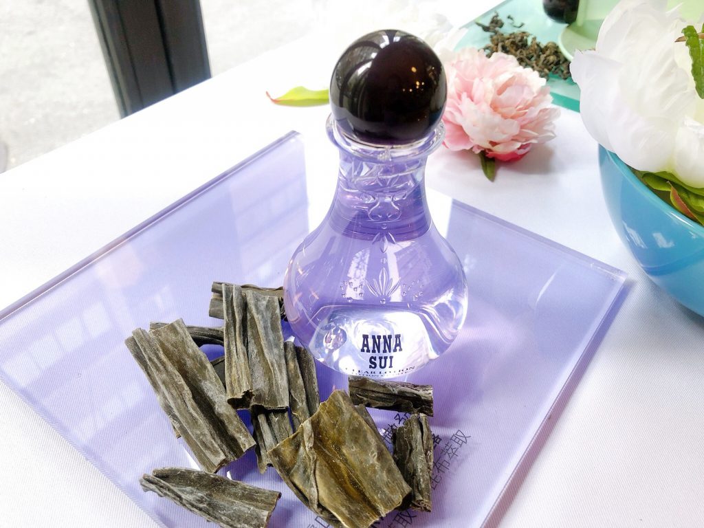 Anna Sui和昆布保濕精華凝露 150ml NT$1,100