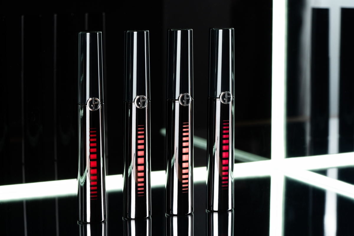 奢華訂製鏡光水唇釉(全10色)6ml/NT$1,350