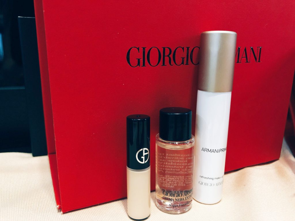 完美絲絨水慕斯粉底(共12色)30ml/NT$2,350