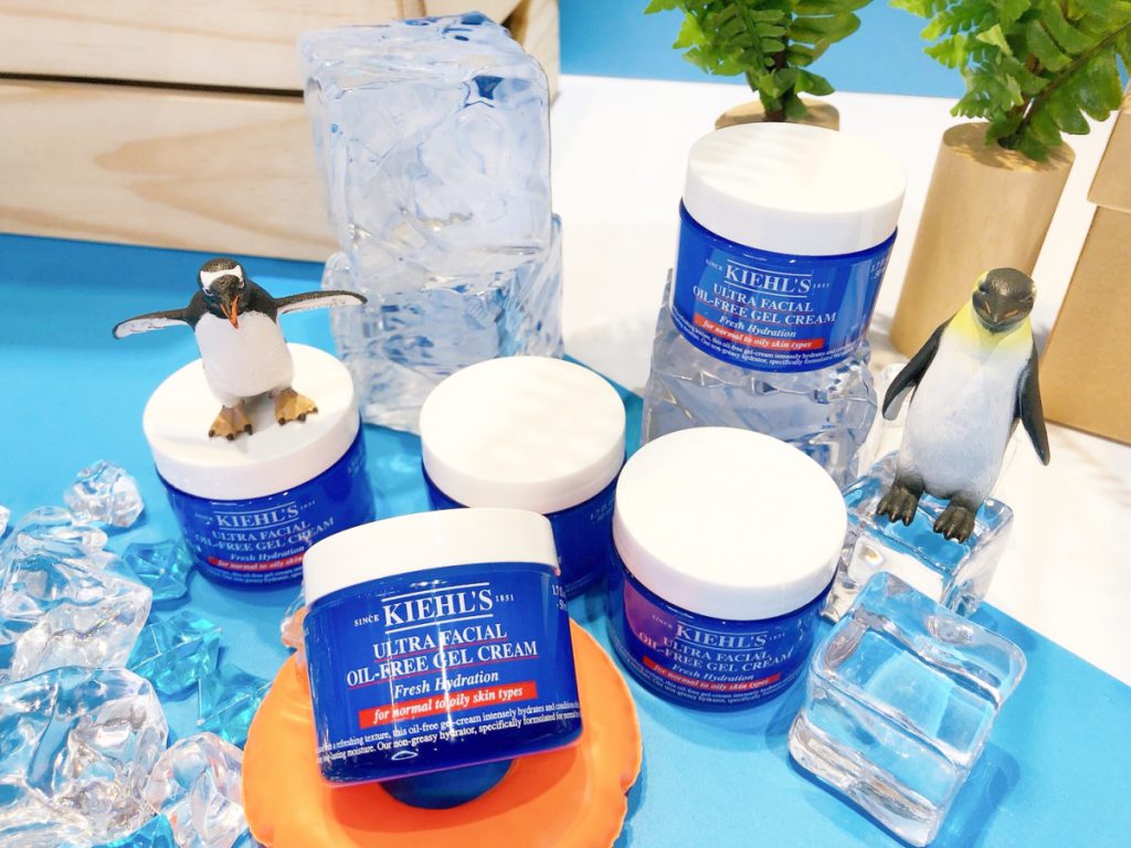 冰河醣蛋白無油清爽凝凍 50ml/NT$1,350、125ml/NT$2,400